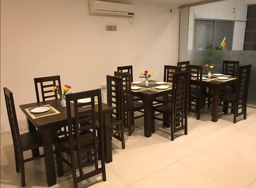 City Breeze By Amaranta Colombo Exterior photo